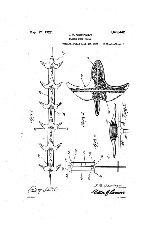 Patent drawing showing a series of duck-shaped decoys with flapping canvas wings strung along parallel inclined wires between two support uprights, with detail views of the T-shaped coupling, U-shaped mounting bracket, and stuffed canvas duck body construction.